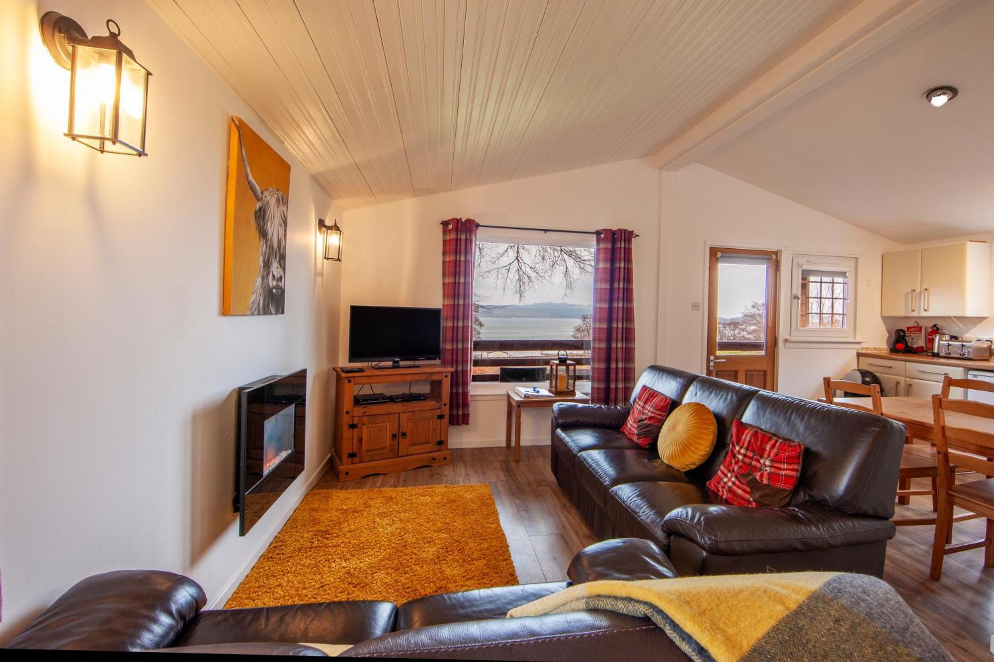 Appin Holiday Homes -Caravans, Lodges, Shepherds Hut And Train Carriage Stays Exteriör bild