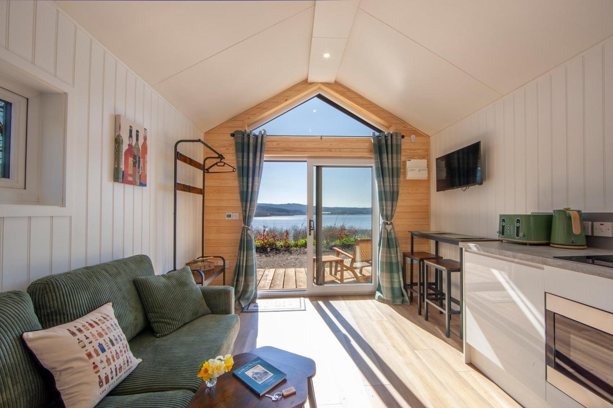 Appin Holiday Homes -Caravans, Lodges, Shepherds Hut And Train Carriage Stays Exteriör bild
