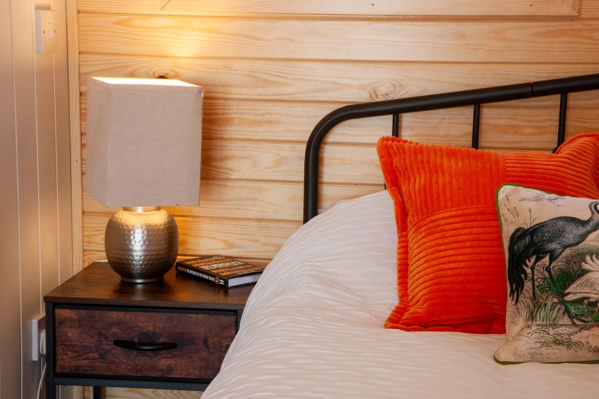 Appin Holiday Homes -Caravans, Lodges, Shepherds Hut And Train Carriage Stays Exteriör bild
