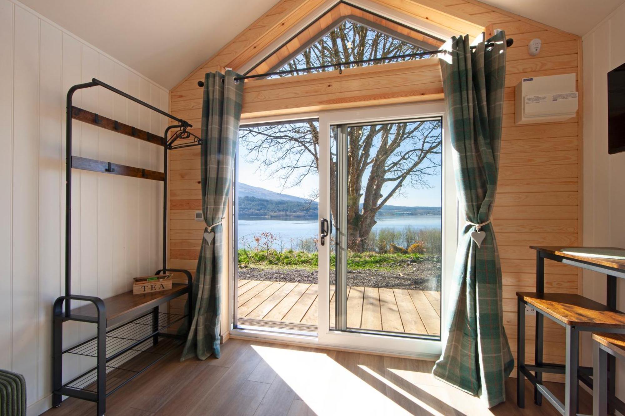 Appin Holiday Homes -Caravans, Lodges, Shepherds Hut And Train Carriage Stays Exteriör bild